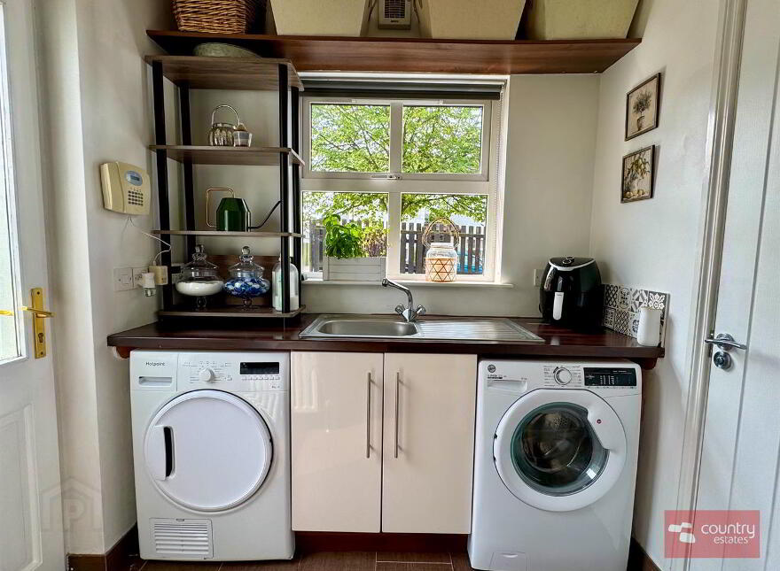 6 Gateside Manor, Ballyclare, BT39 9GA