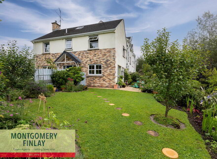 38 Featherbed Glade, Enniskillen, BT74 7HW photo