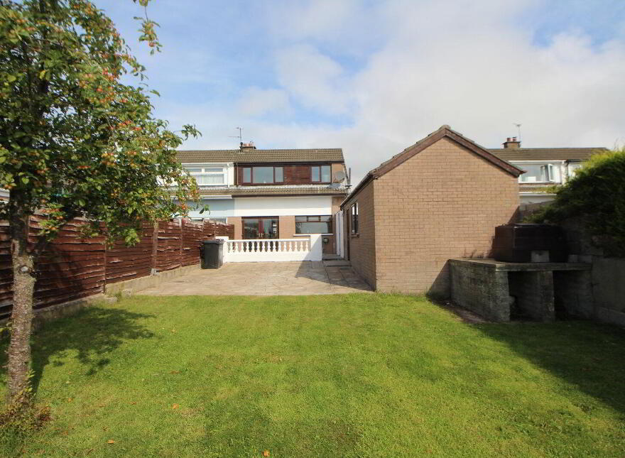 11 Tern Crescent, Carrickfergus, BT38 7RU