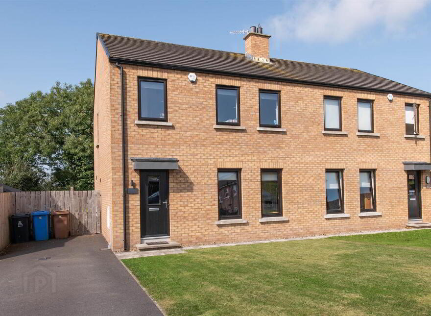 19 Rocksfield View, Crossgar, BT30 9GG