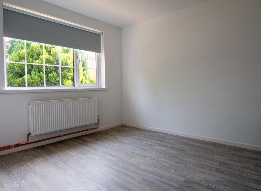 31b Dundonald Heights, Belfast, BT16 1XL