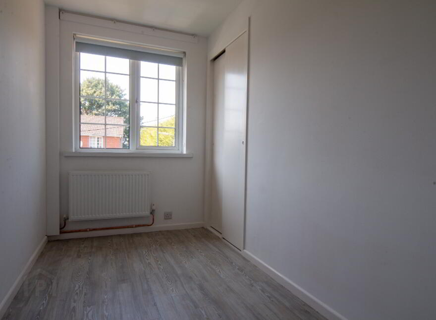 31b Dundonald Heights, Belfast, BT16 1XL
