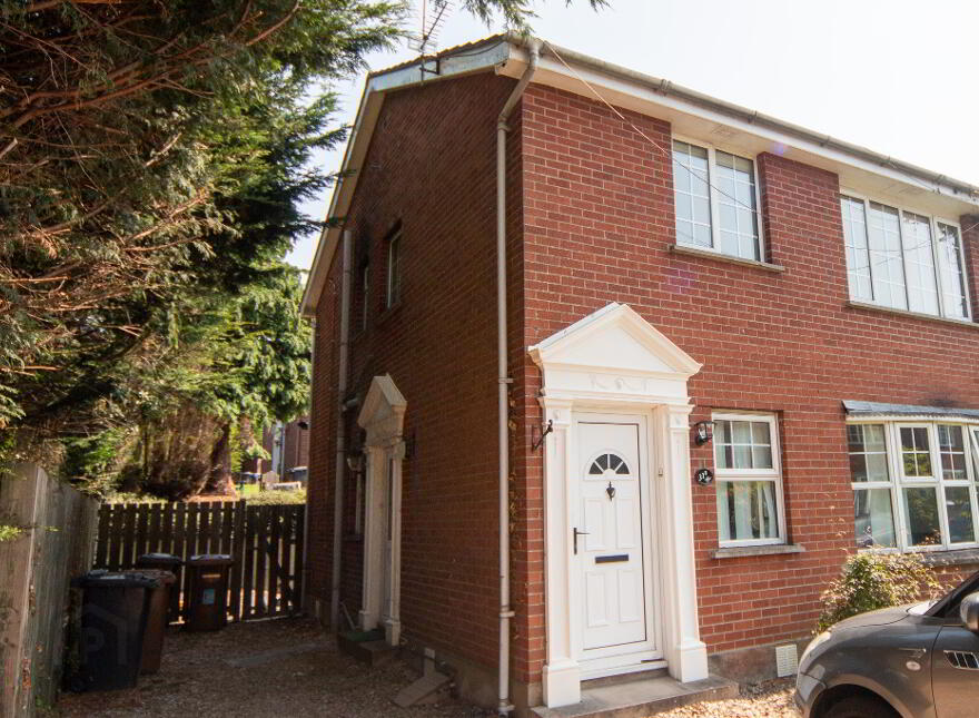 31b Dundonald Heights, Belfast, BT16 1XL photo