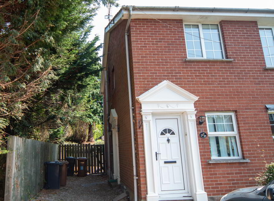 31b Dundonald Heights, Belfast, BT16 1XL