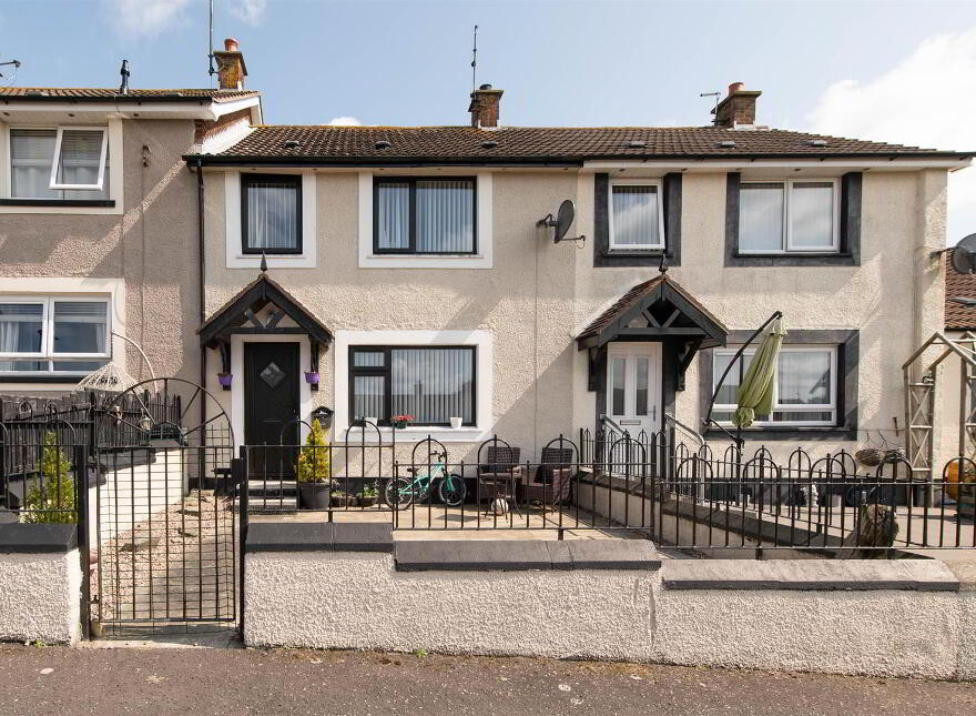 10 Leaside Gardens, Downpatrick, BT30 6QE