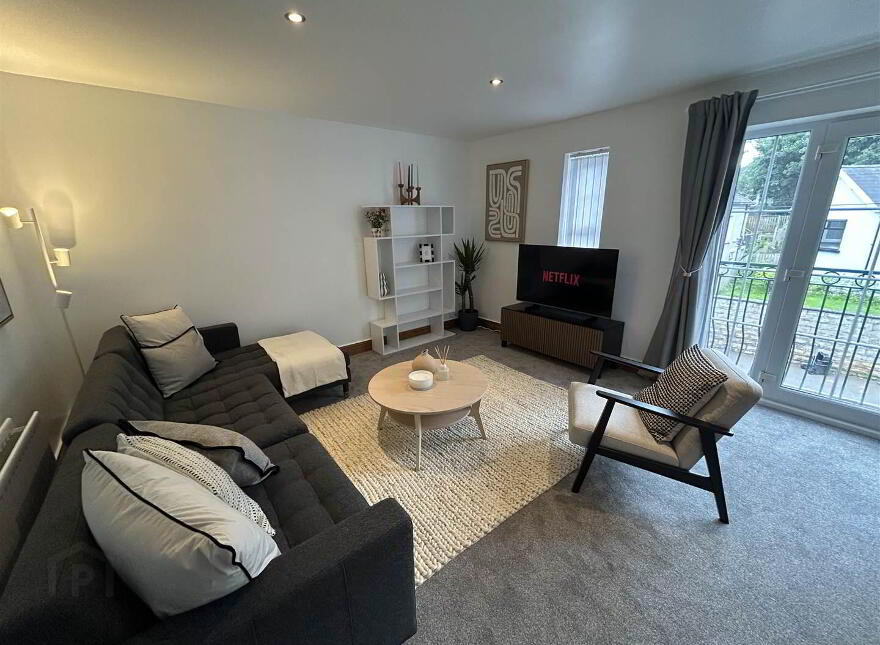 4 Pipers Field, Comber Road, Dundonald, Belfast, BT16 2AB