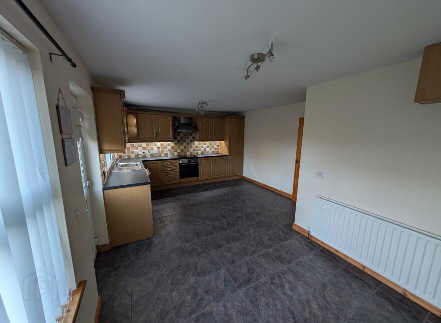 8 Lisgarvagh, Lislea, Newry, BT35 9JZ