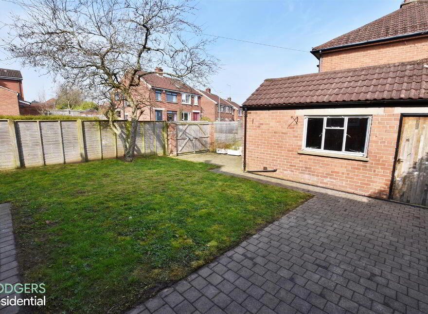 52 Cricklewood Park, Belfast, BT9 5GW