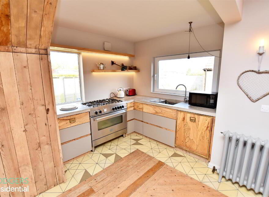 52 Cricklewood Park, Belfast, BT9 5GW
