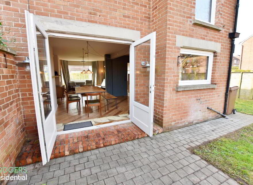 52 Cricklewood Park, Belfast, BT9 5GW