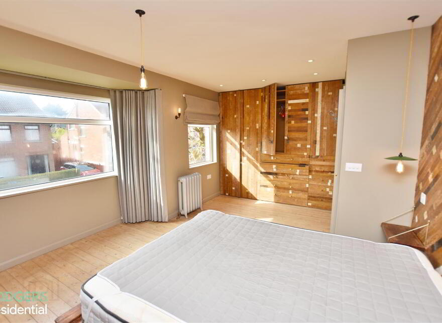 52 Cricklewood Park, Belfast, BT9 5GW