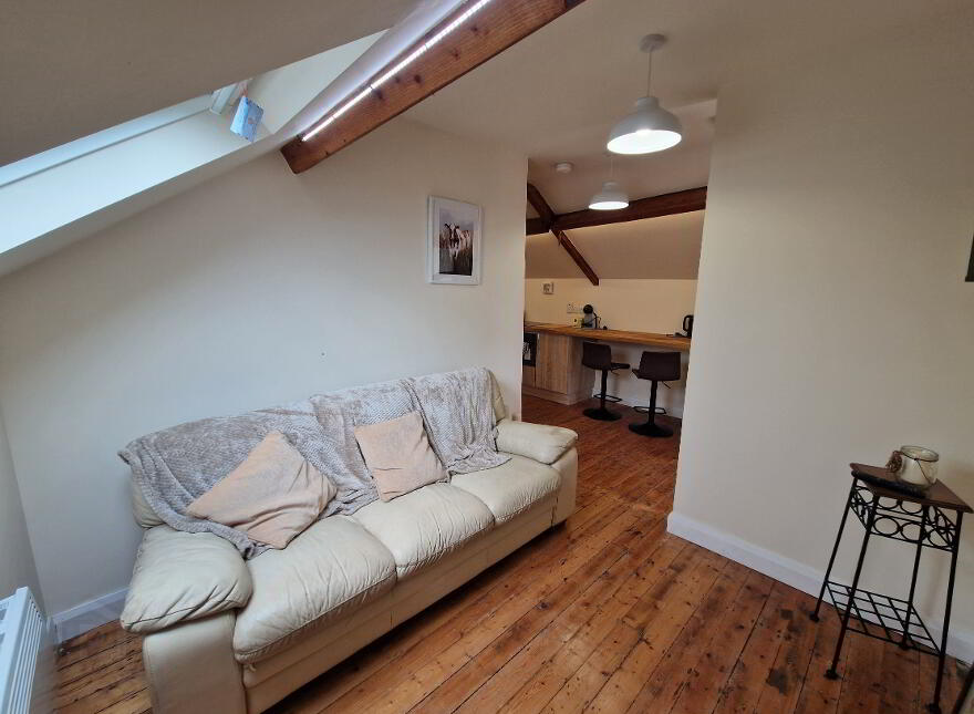 The Flat, 199 Ahoghill Road, Randalstown, BT41 3EY