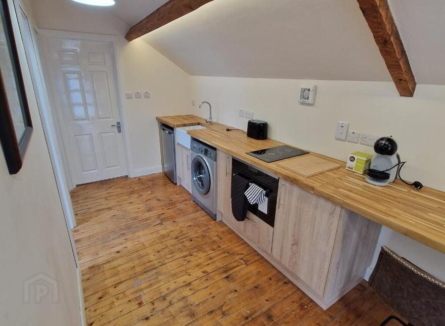 The Flat, 199 Ahoghill Road, Randalstown, BT41 3EY