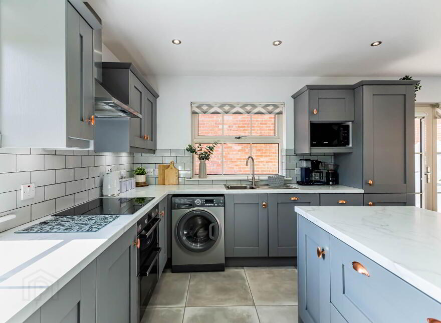2 Ballantine Walk, Lisburn, BT27 5FW