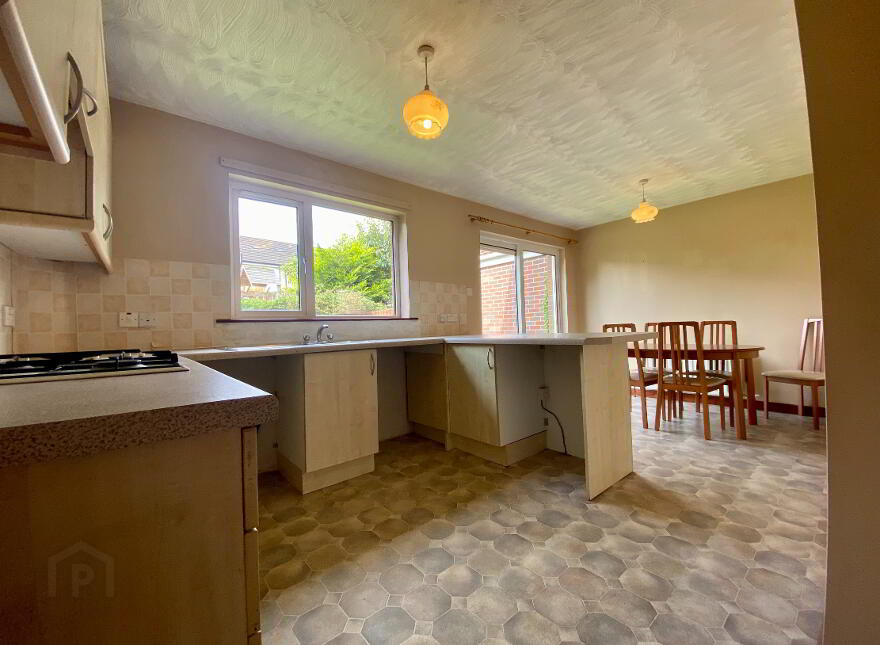 6 Copeland Road, Carrickfergus, BT38 7NW