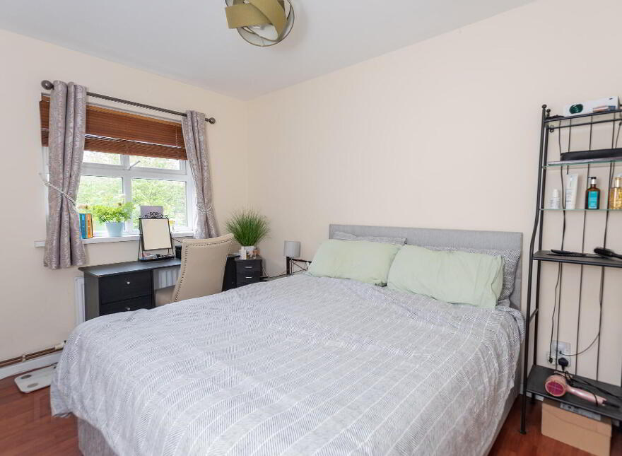 36 Salisbury Street, Dublin Road, Belfast, BT7 1AH