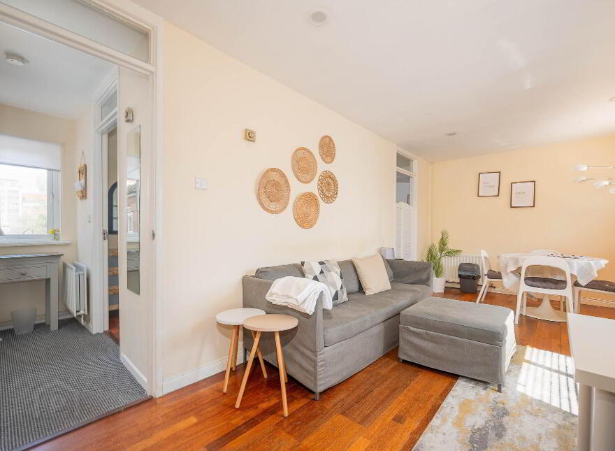 36 Salisbury Street, Dublin Road, Belfast, BT7 1AH