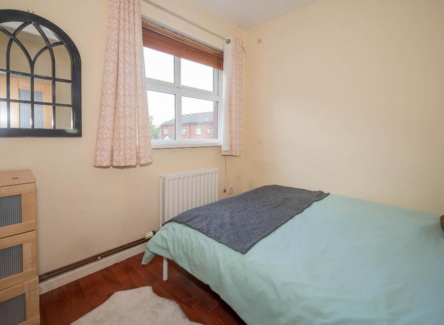 36 Salisbury Street, Dublin Road, Belfast, BT7 1AH