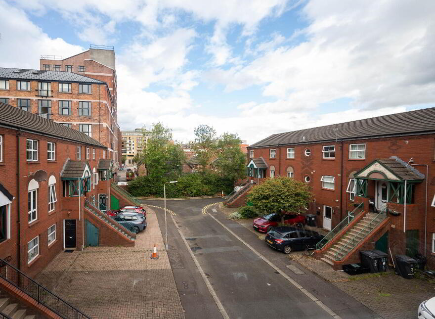 36 Salisbury Street, Dublin Road, Belfast, BT7 1AH