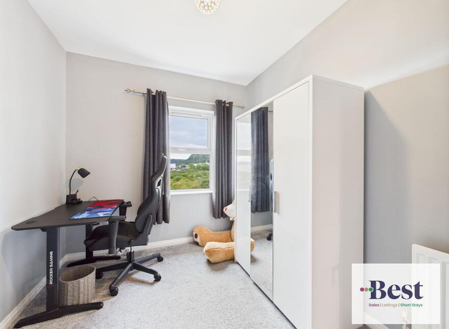37 Corran Mews, Larne, BT40 1FH