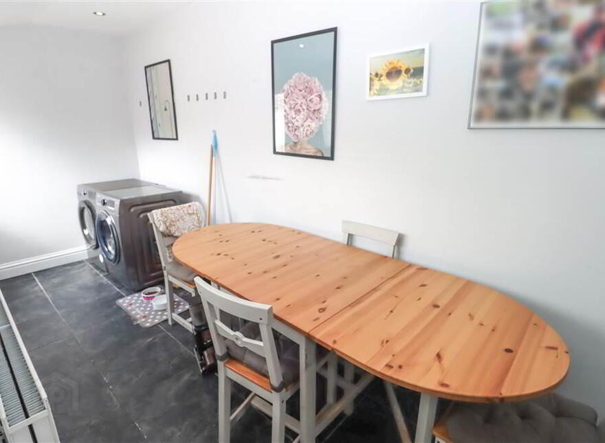 3 Trigo Parade, Castlereagh, Belfast, BT6 9GA