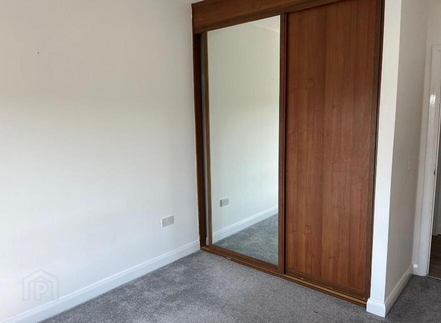 25 Woodbrook Avenue, Lisburn, BT28 2ZG