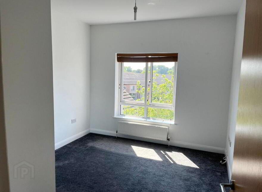 25 Woodbrook Avenue, Lisburn, BT28 2ZG