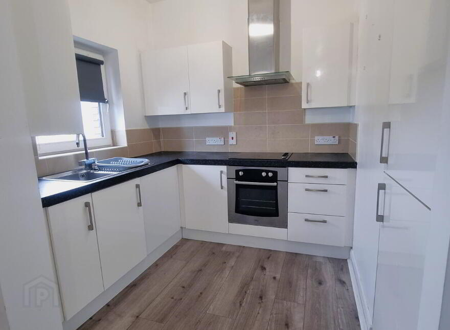 25 Woodbrook Avenue, Lisburn, BT28 2ZG