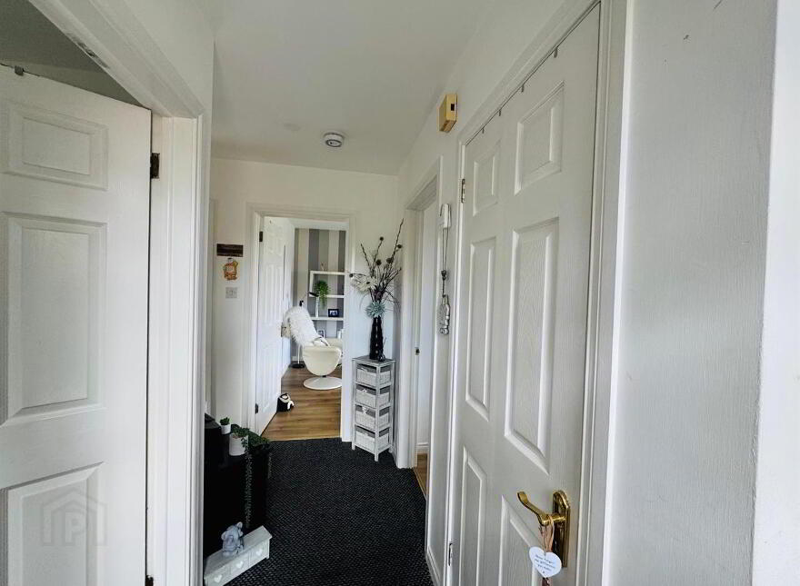 78a Rossdale, L'Derry, BT47 5RD