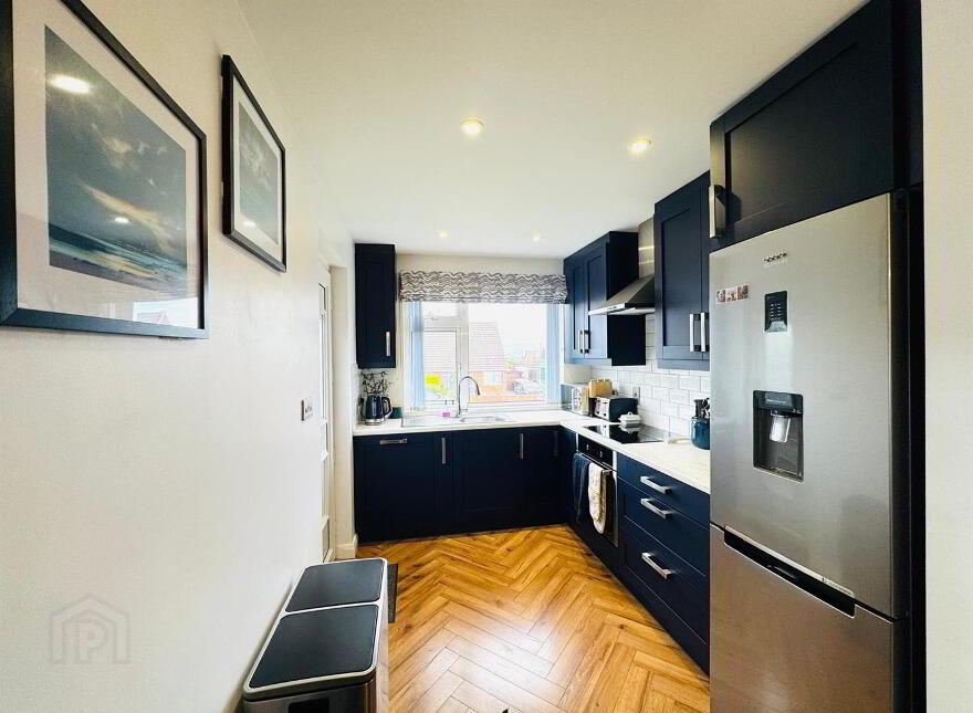 2 Erosmore Drive, L'Derry, BT47 5SL