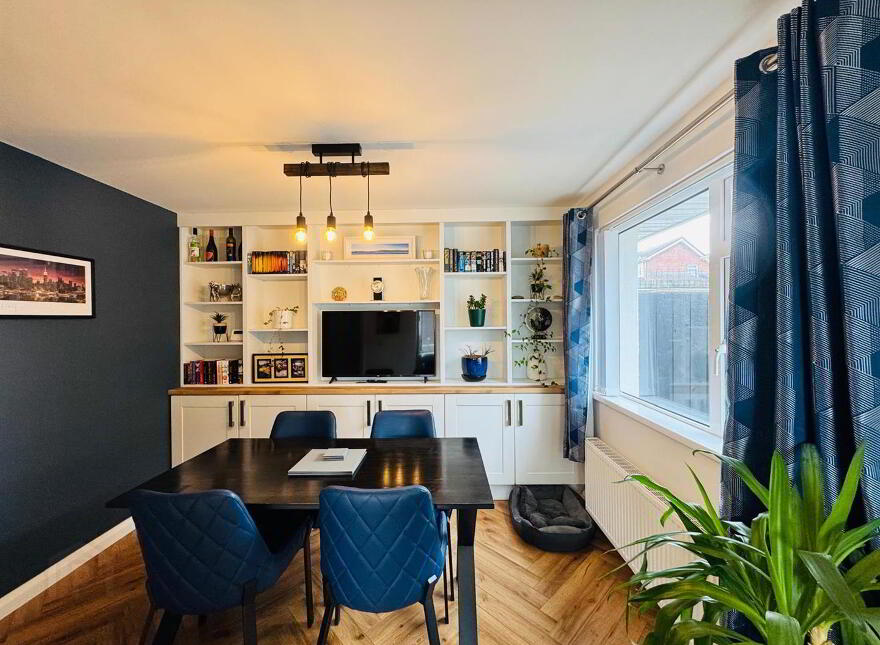 2 Erosmore Drive, L'Derry, BT47 5SL