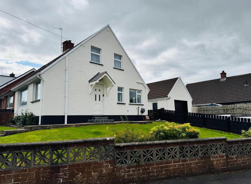 2 Erosmore Drive, L'Derry, BT47 5SL