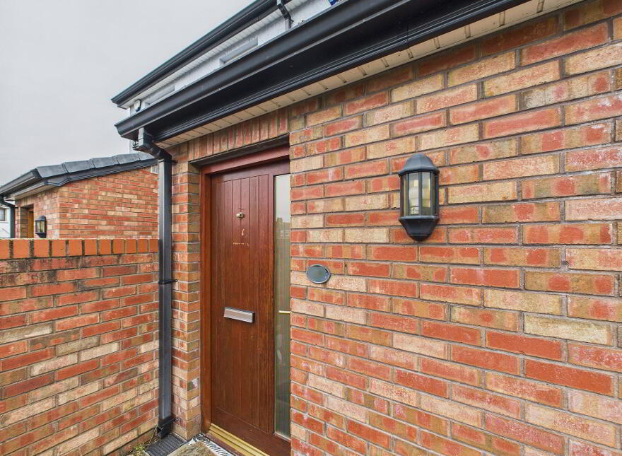 10 Glensharragh Park, Belfast, BT6 9PB