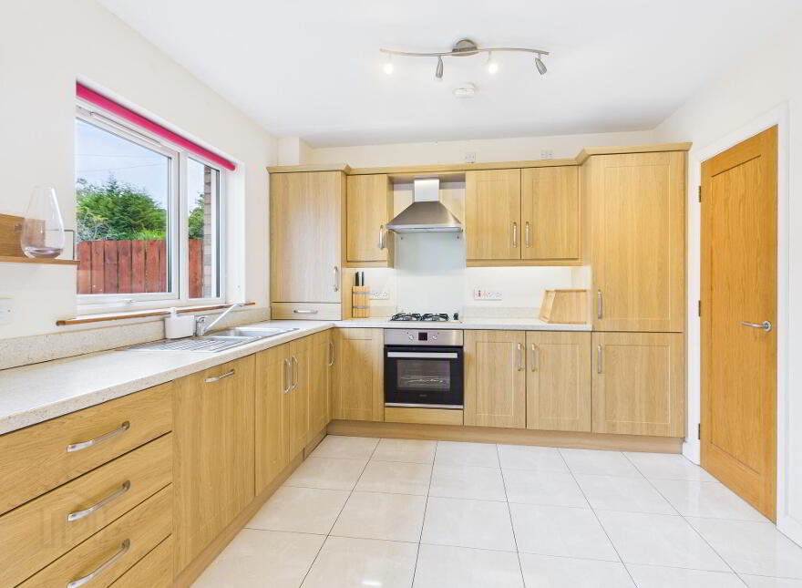 10 Glensharragh Park, Belfast, BT6 9PB