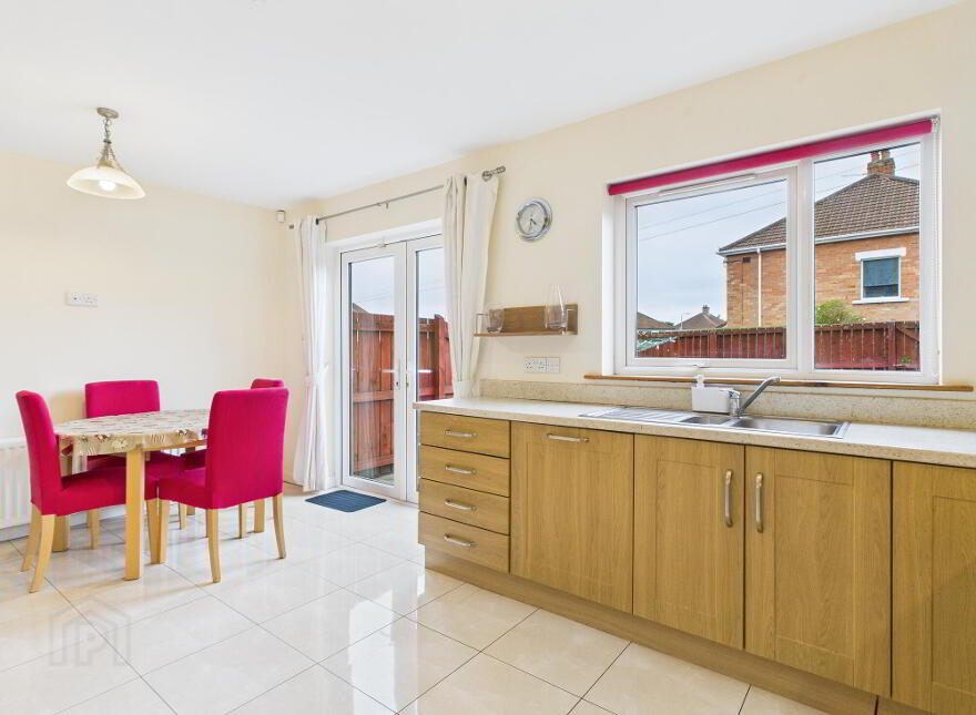 10 Glensharragh Park, Belfast, BT6 9PB
