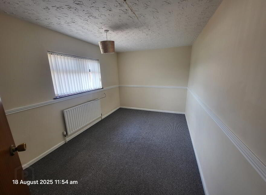 92 Victoria Road, Carrickfergus, BT38 7JL