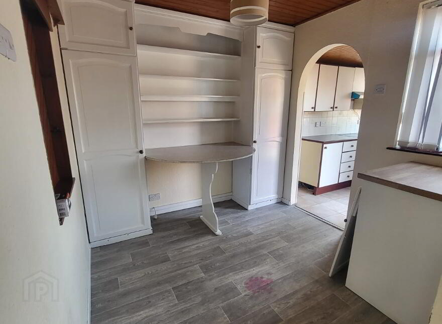 92 Victoria Road, Carrickfergus, BT38 7JL