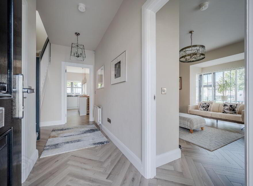 10 Bracken Hill Square, Belfast, BT8 6ZW