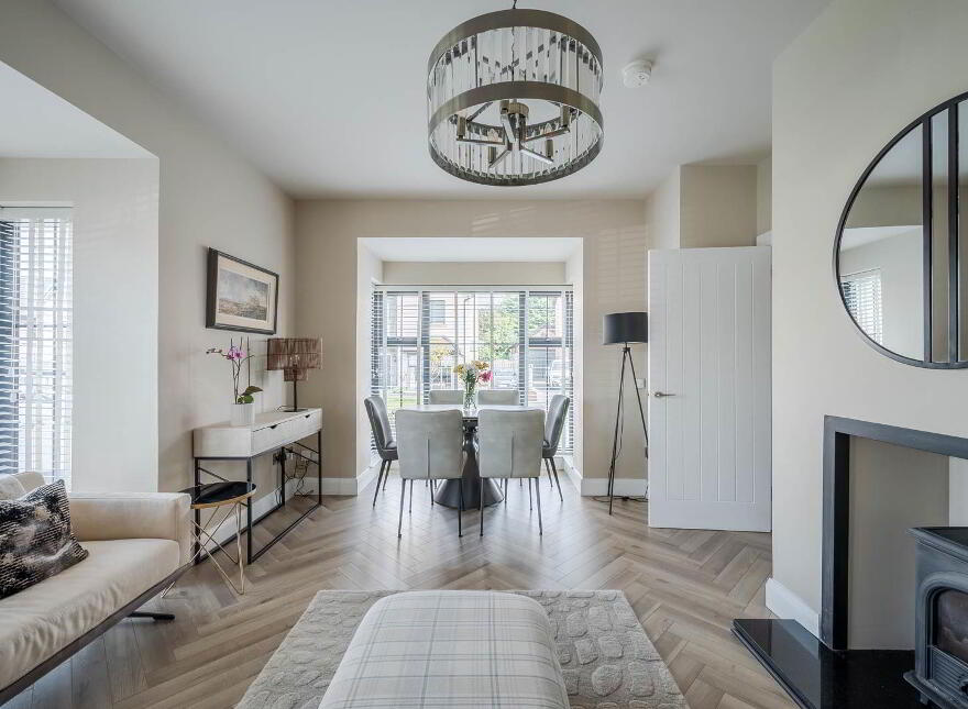 10 Bracken Hill Square, Belfast, BT8 6ZW