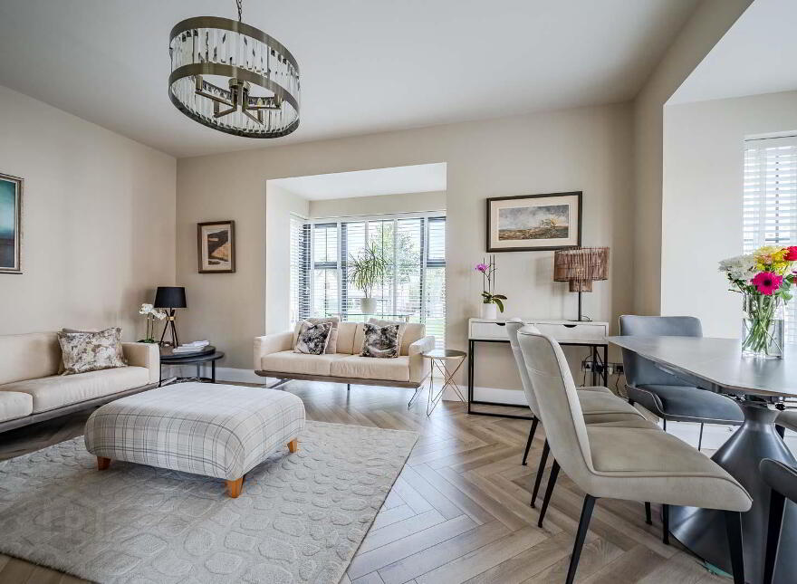 10 Bracken Hill Square, Belfast, BT8 6ZW
