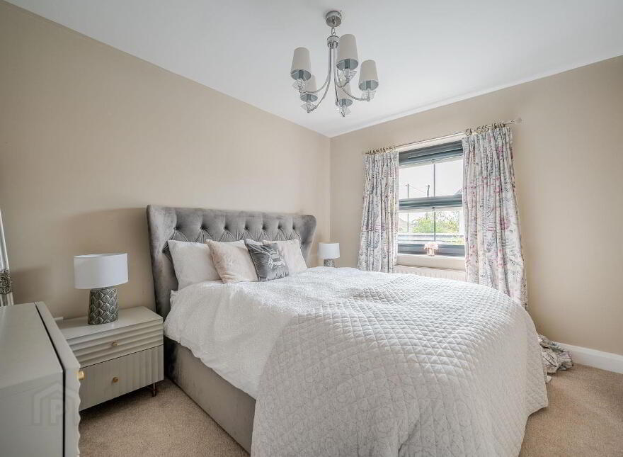 10 Bracken Hill Square, Belfast, BT8 6ZW