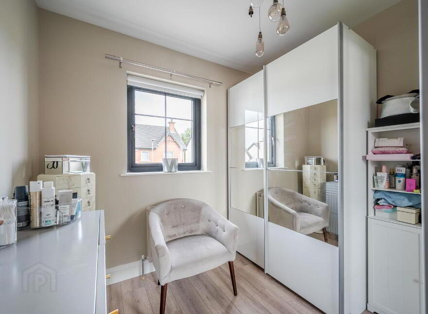 10 Bracken Hill Square, Belfast, BT8 6ZW