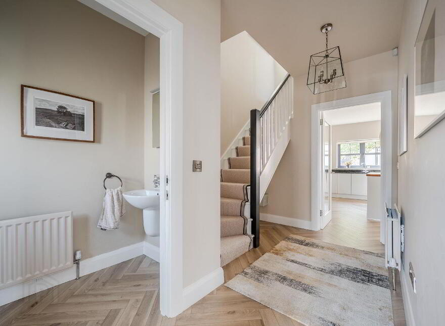 10 Bracken Hill Square, Belfast, BT8 6ZW