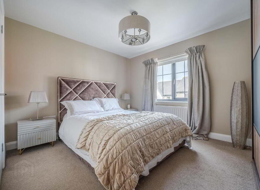 10 Bracken Hill Square, Belfast, BT8 6ZW
