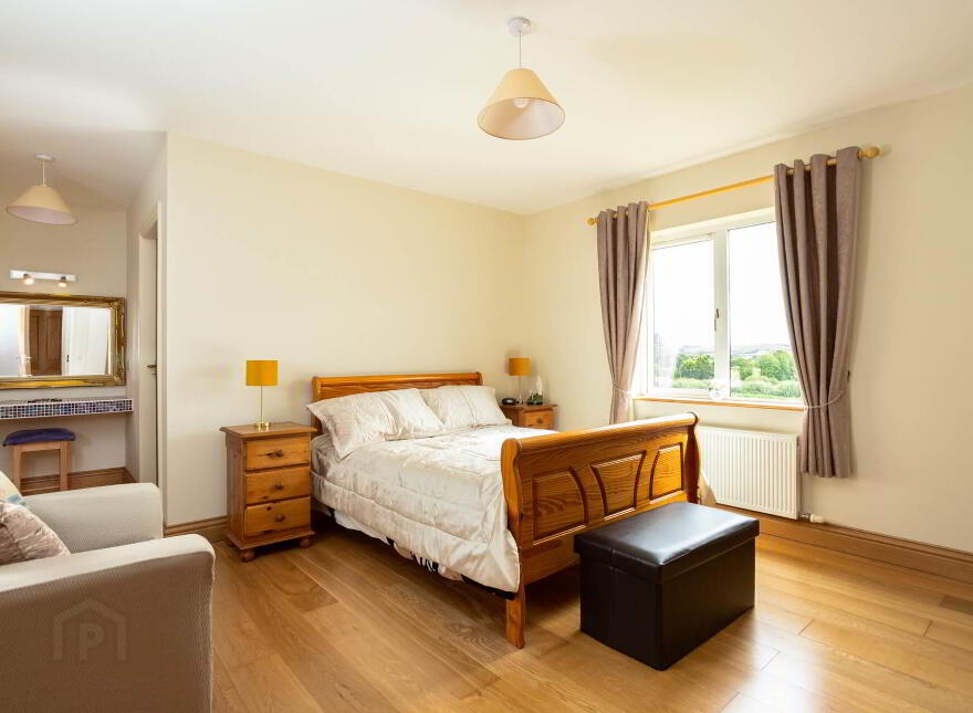 Radharc, Rossmore, P85YH39