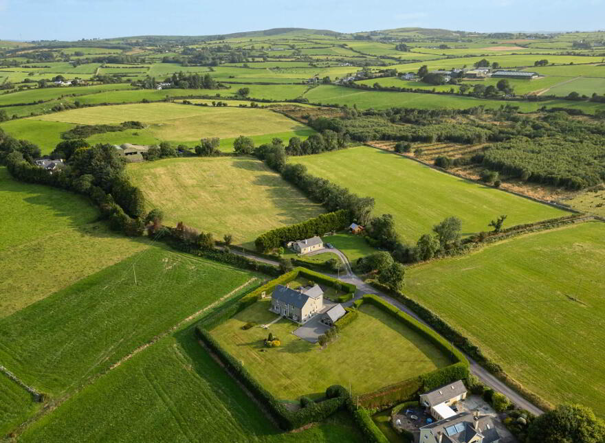 Radharc, Rossmore, P85YH39