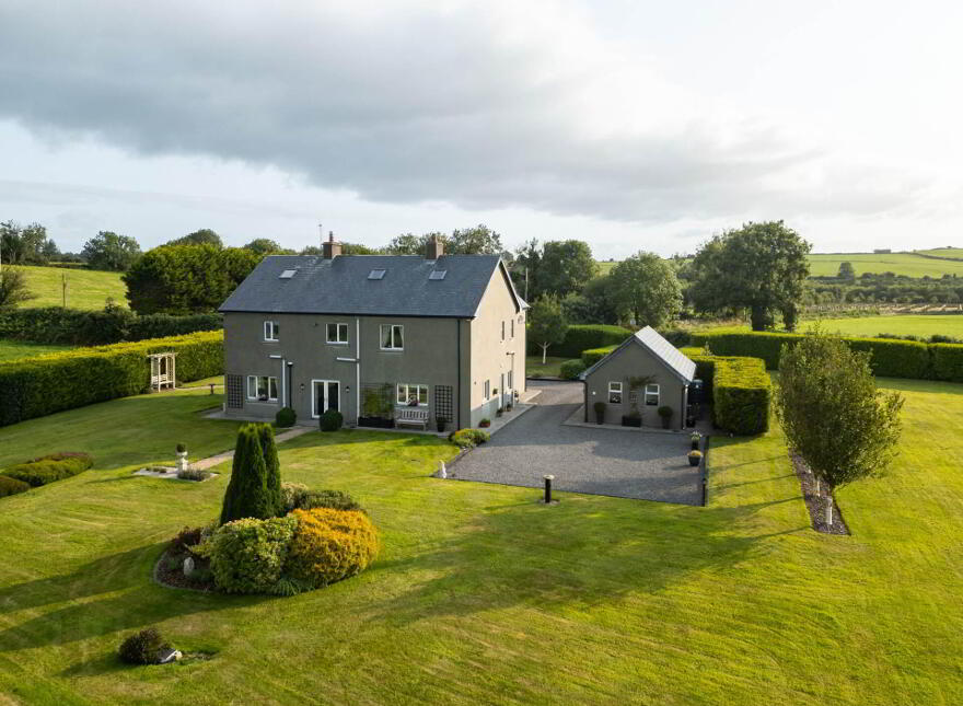 Radharc, Rossmore, P85YH39