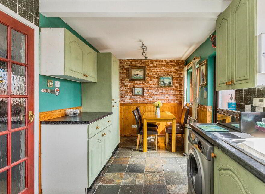 40 Springwell Crescent, Groomsport, Bangor, BT19 6JZ