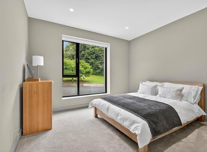 Tall Trees, 8 Ballynahatty Road, Belfast, BT8 8LE