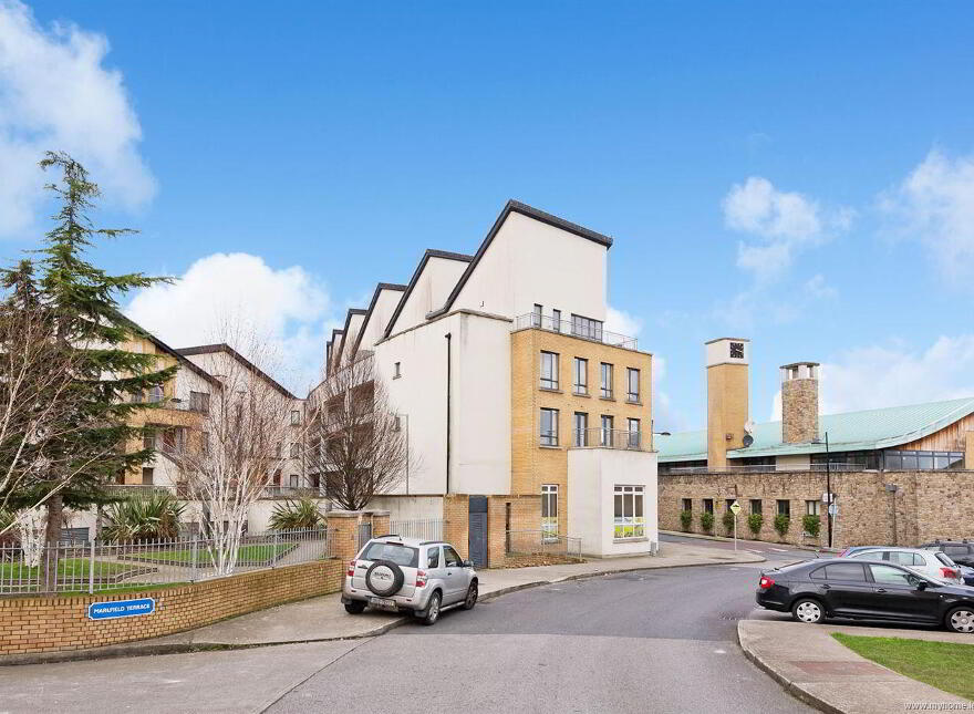 Marlfied Terrace, Kiltipper, Dublin, D24 photo